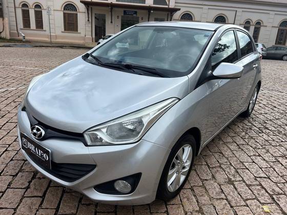HYUNDAI HB20 1.6 PREMIUM 16V FLEX 4P MANUAL HYUNDAI HB20 1.6 PREMIUM 16V FLEX 4P MANUAL
